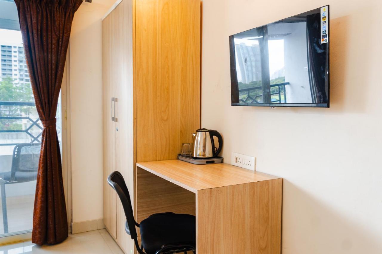 Opal Suites, Mundhwa, Near Koregaon Park 3* Pune