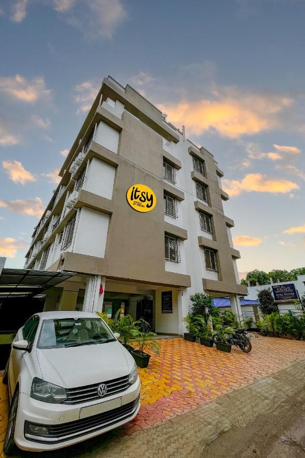 Opal Suites, Mundhwa, Near Koregaon Park Hotel 3*